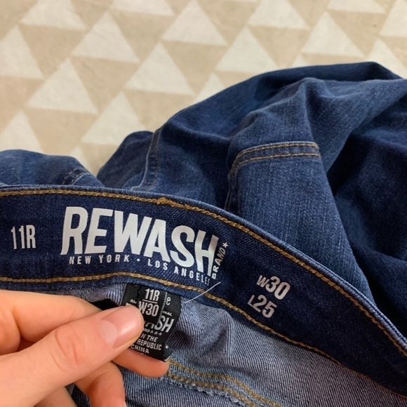 Rewash dark distressed raw hem skinny jeans 30 - Picture 2 of 5